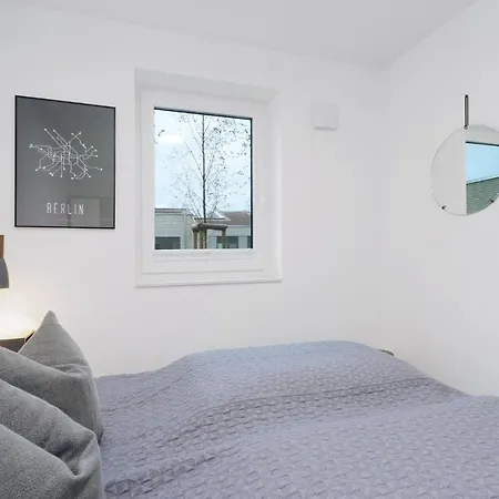 Beautiful In Lembruch-dmmer See With 2 Bedrooms, Wifi And Indoor Swimming Pool Appartamento Lembruch
