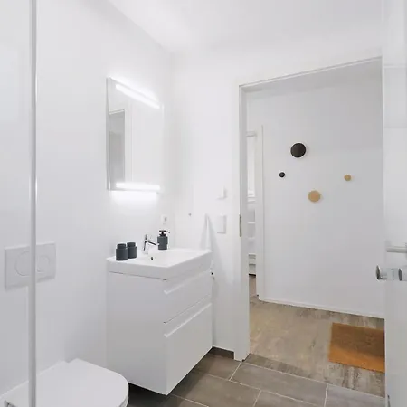 Beautiful In Lembruch-dmmer See With 2 Bedrooms, Wifi And Indoor Swimming Pool *